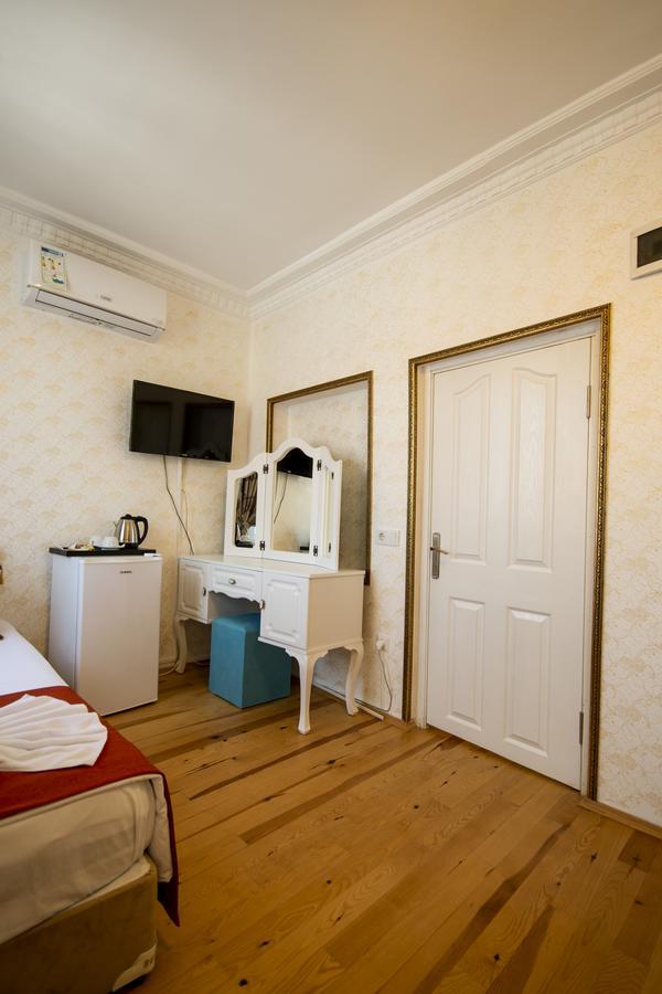 Paris Garden B&B 3*